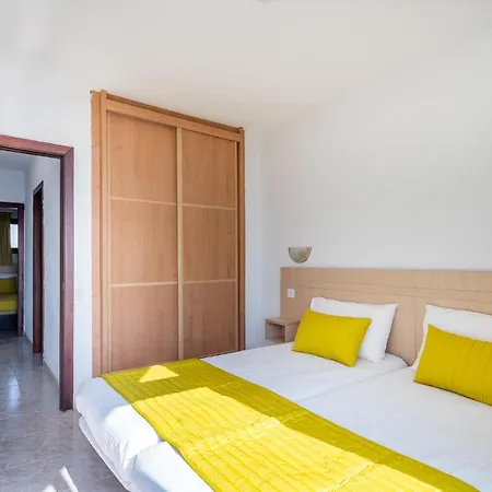 아파트 Rt-apartamentos Guinea *